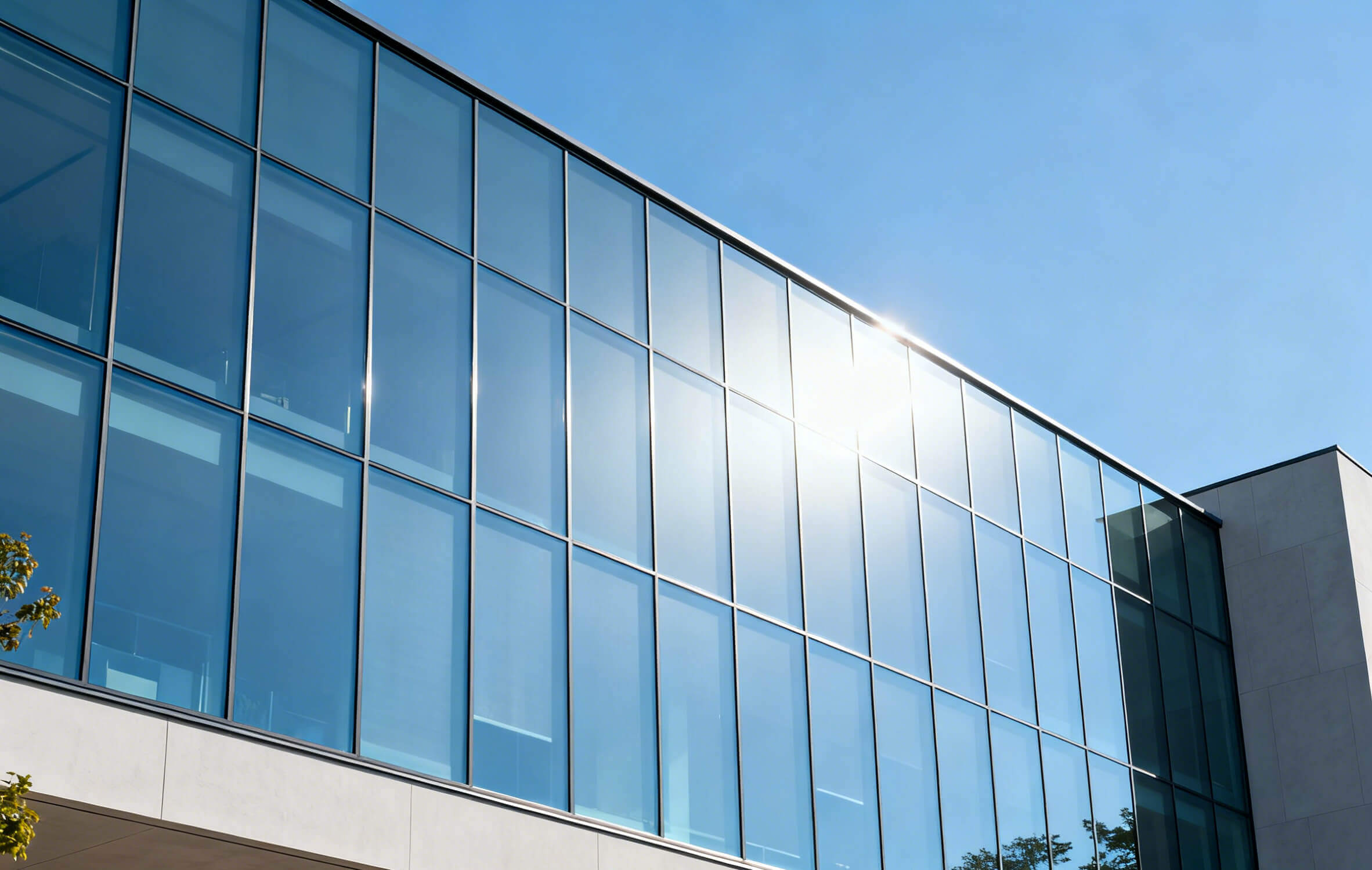 自清洁防晒幕墙玻璃